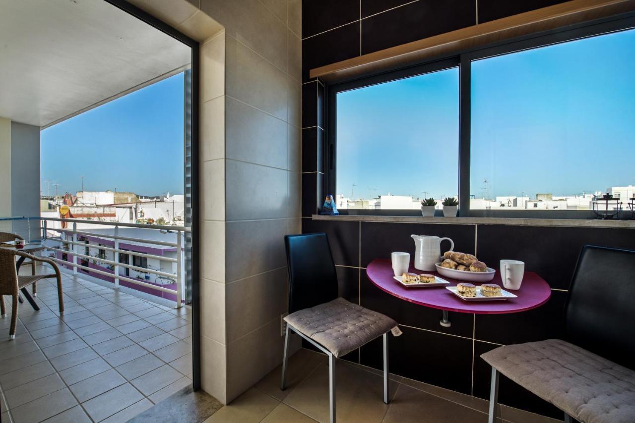 Flora Apartment โอลเญา ภายนอก รูปภาพ