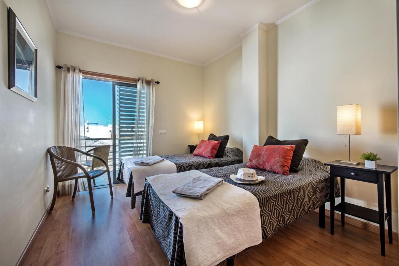Flora Apartment โอลเญา ภายนอก รูปภาพ